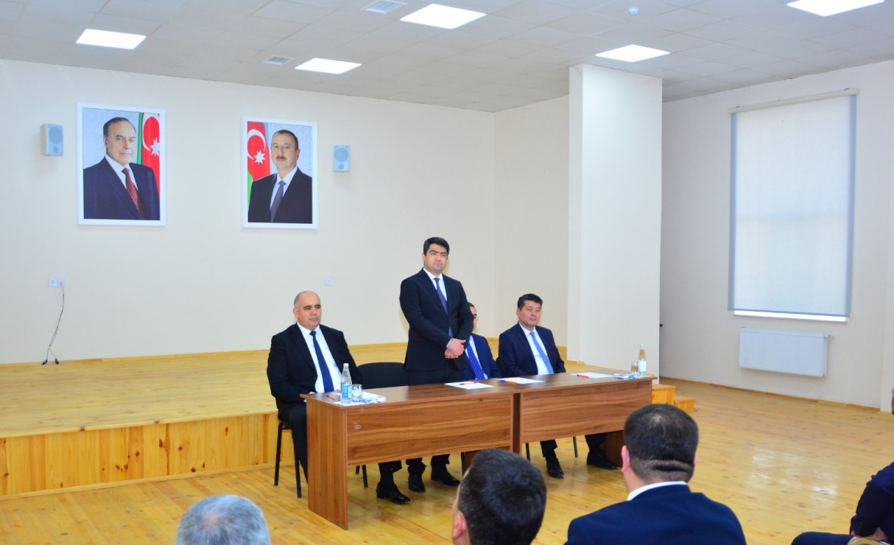 Seymur Orucov vətəndaşların müraciətlərini dinlədi - FOTOLAR